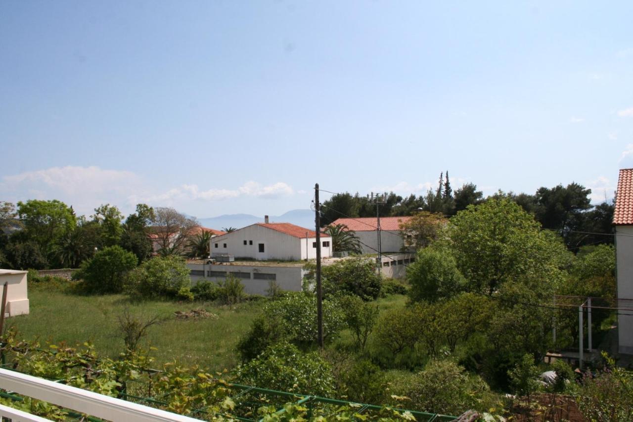Apartments And Rooms By The Sea Zaostrog, Makarska - 2661 Bagian luar foto